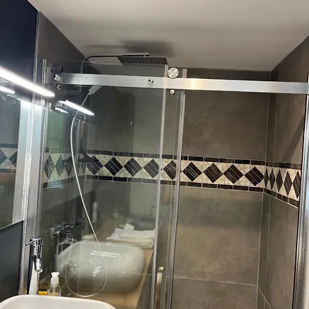 Ele Independant Lägenhet *